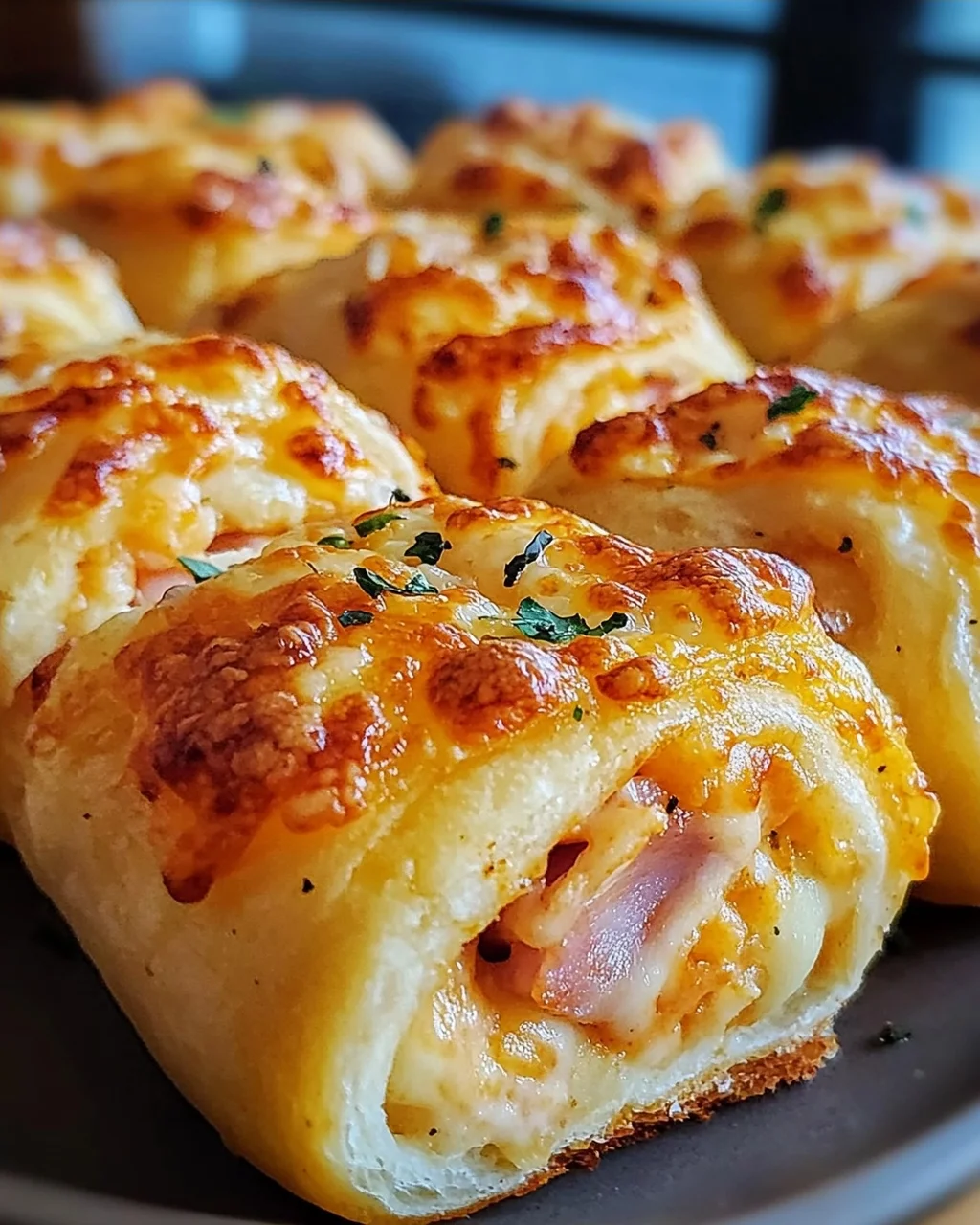 Gefüllte Pizzabrötchen selber machen