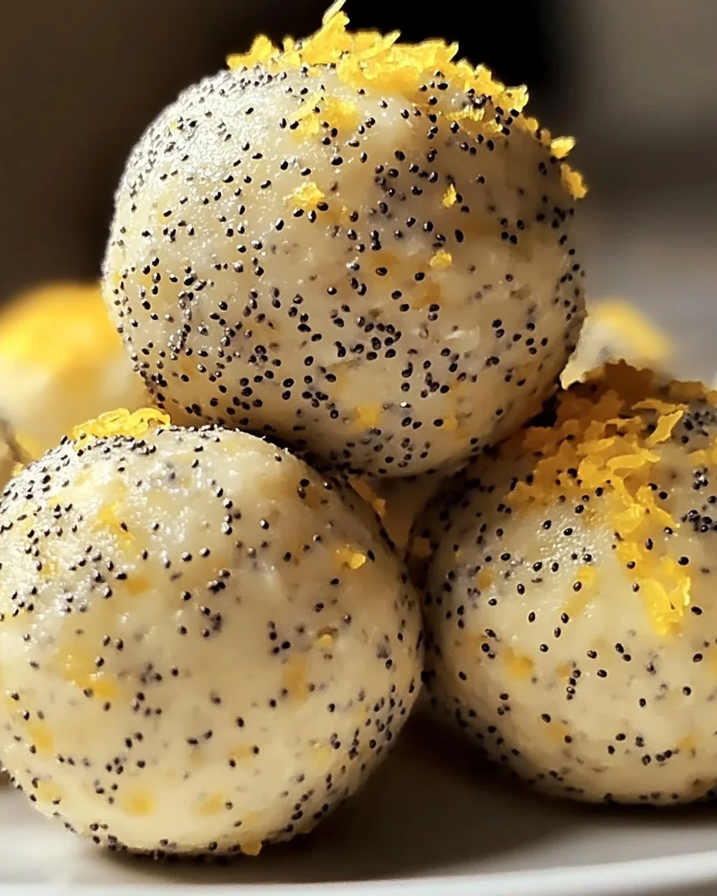 Keine-Backen Zitronen Mohnsamen Proteinbällchen ganz einfach